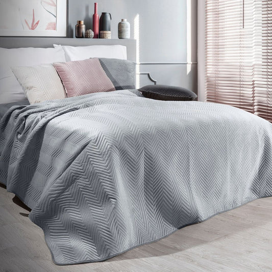 Velvet bedspread SIMONA